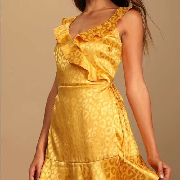 Yellow Satin Jacquard Leopard Print Wrap Dress - Picture 2 of 6